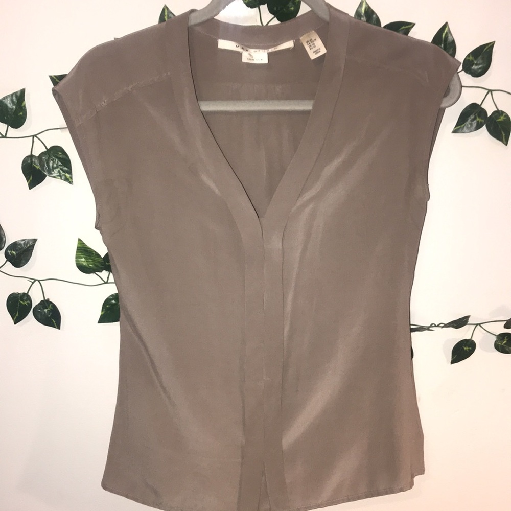 Max Studio 100% Silk Light Brown Shortsleeve Button-Up Shirt Size XS